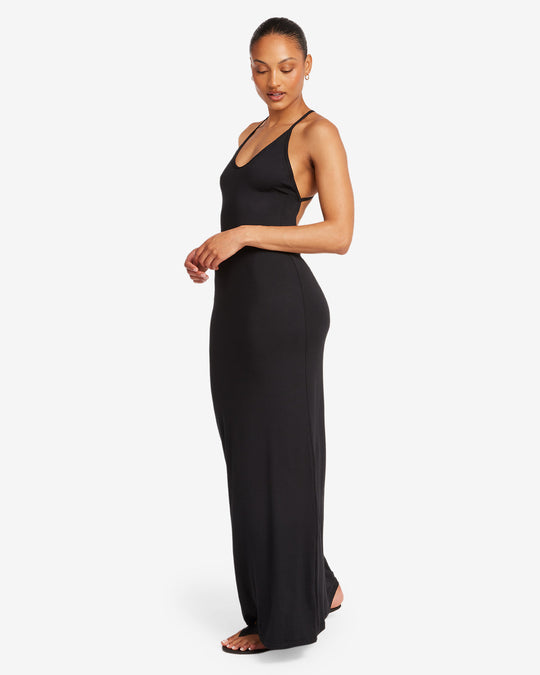 Scoop Neckline Maxi Dress | Black