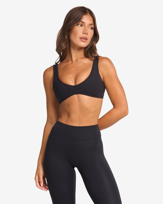 Serenity Isla Crop | Black