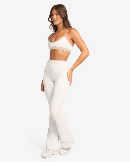 Form Invisible Scrunch Flare Leggings | Vanilla