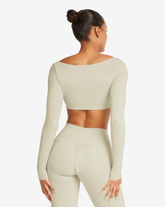 Freedom Scoop Long Sleeve Crop | Chai