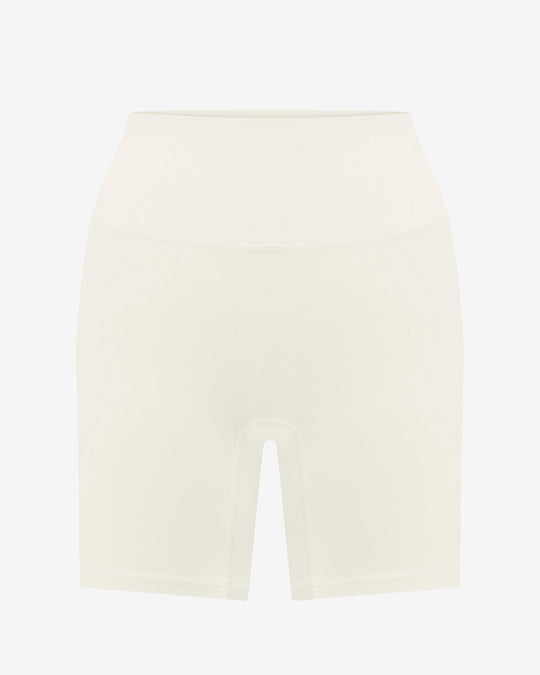 Fade Scrunch Shorts 6" | Vanilla