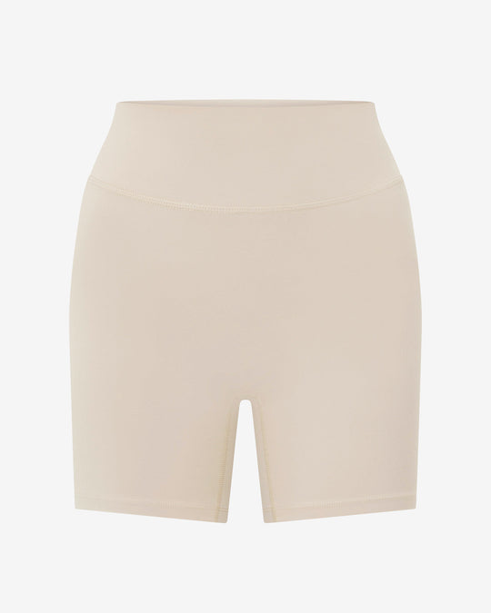 Form Invisible Scrunch Shorts 5" | Fawn