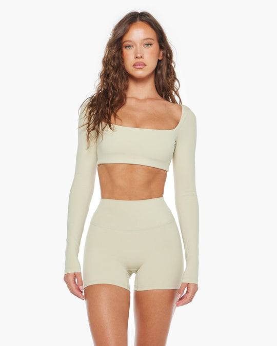 Freedom Scoop Long Sleeve Crop | Chai